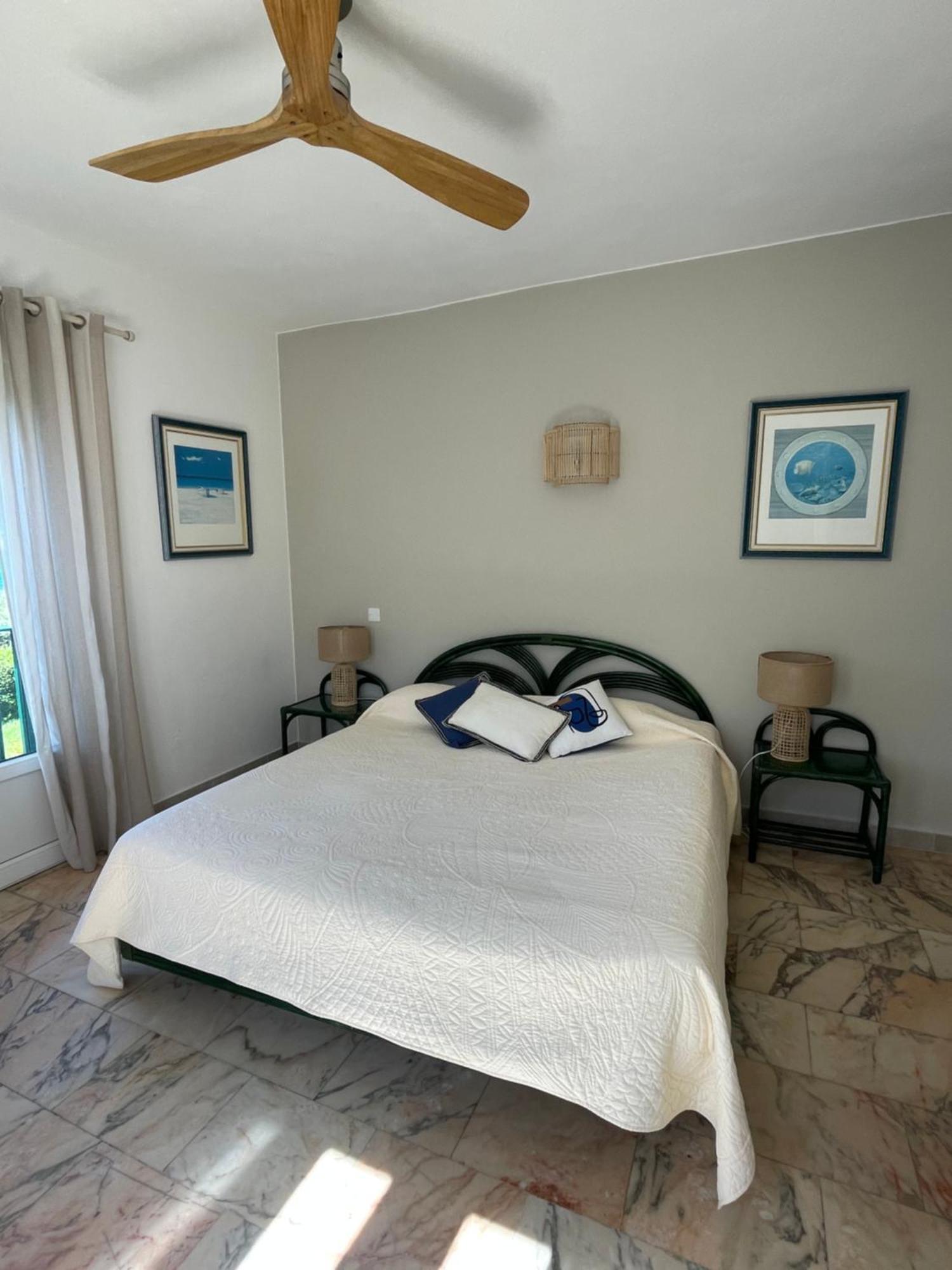 Hotel Thalassa カルジェーズ エクステリア 写真