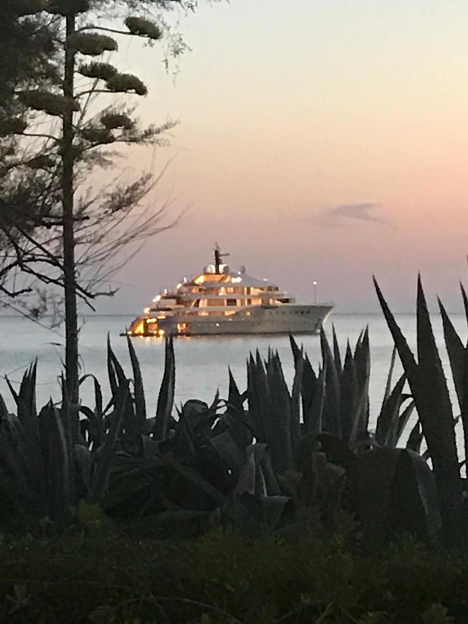 Hotel Thalassa カルジェーズ エクステリア 写真